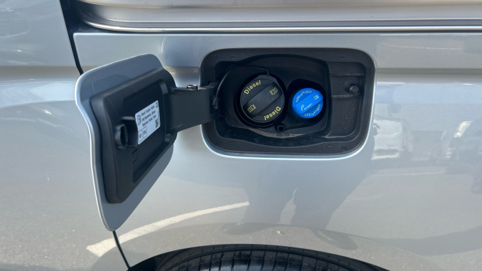 Ford Transit Connect 230 L2 Diesel 2.0 EcoBlue 102ps Trend Van - Image 21